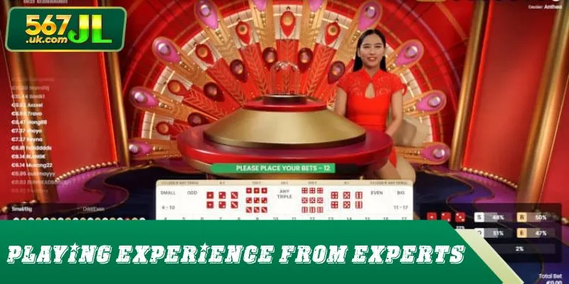 Decoding playing experience from experts